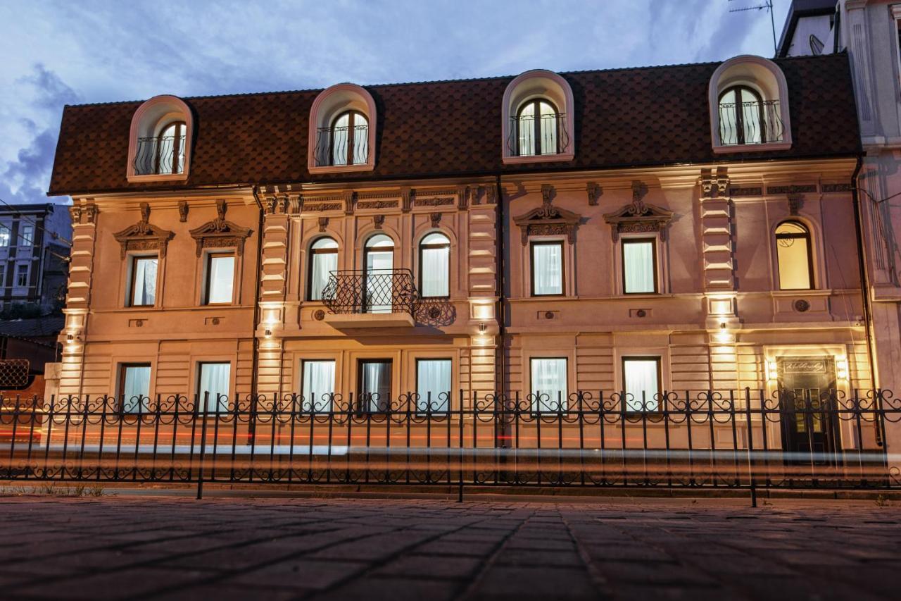 Kulikovskiy Hotel Kharkiv Exterior photo